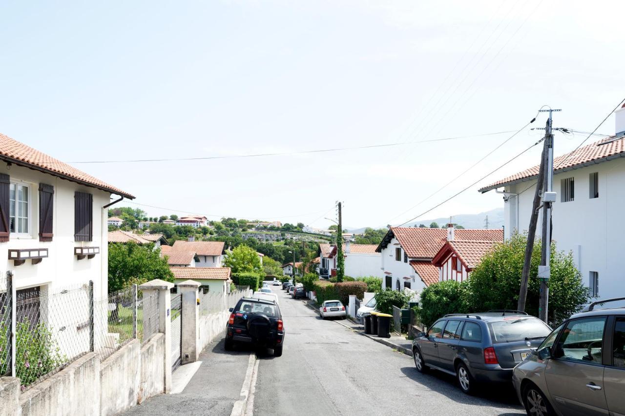 Etxe Ttippi Saint-Jean-de-Luz Exterior foto